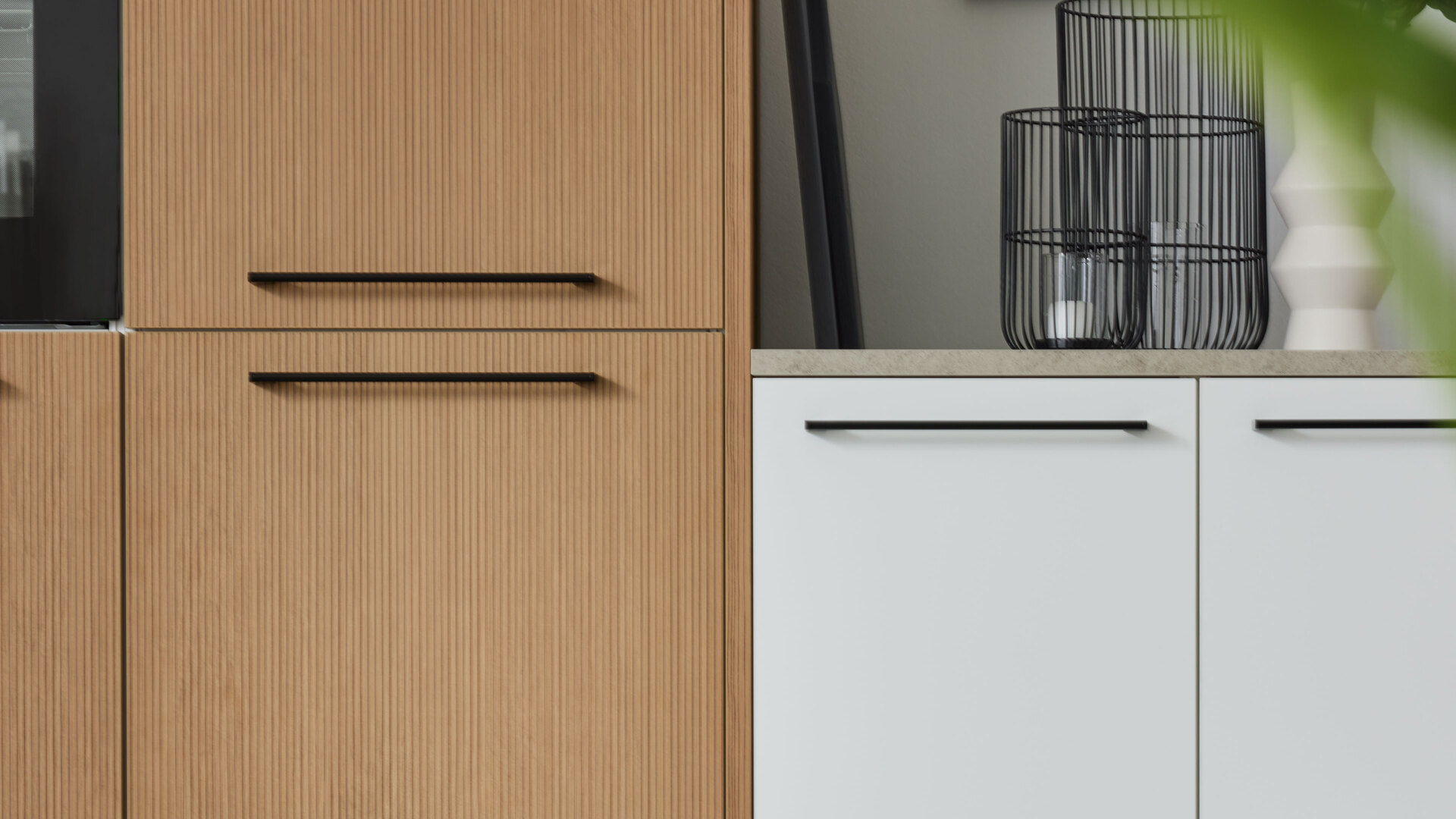 Interliving Küche Serie 3082 mit SIEMENS Einbaugeräten