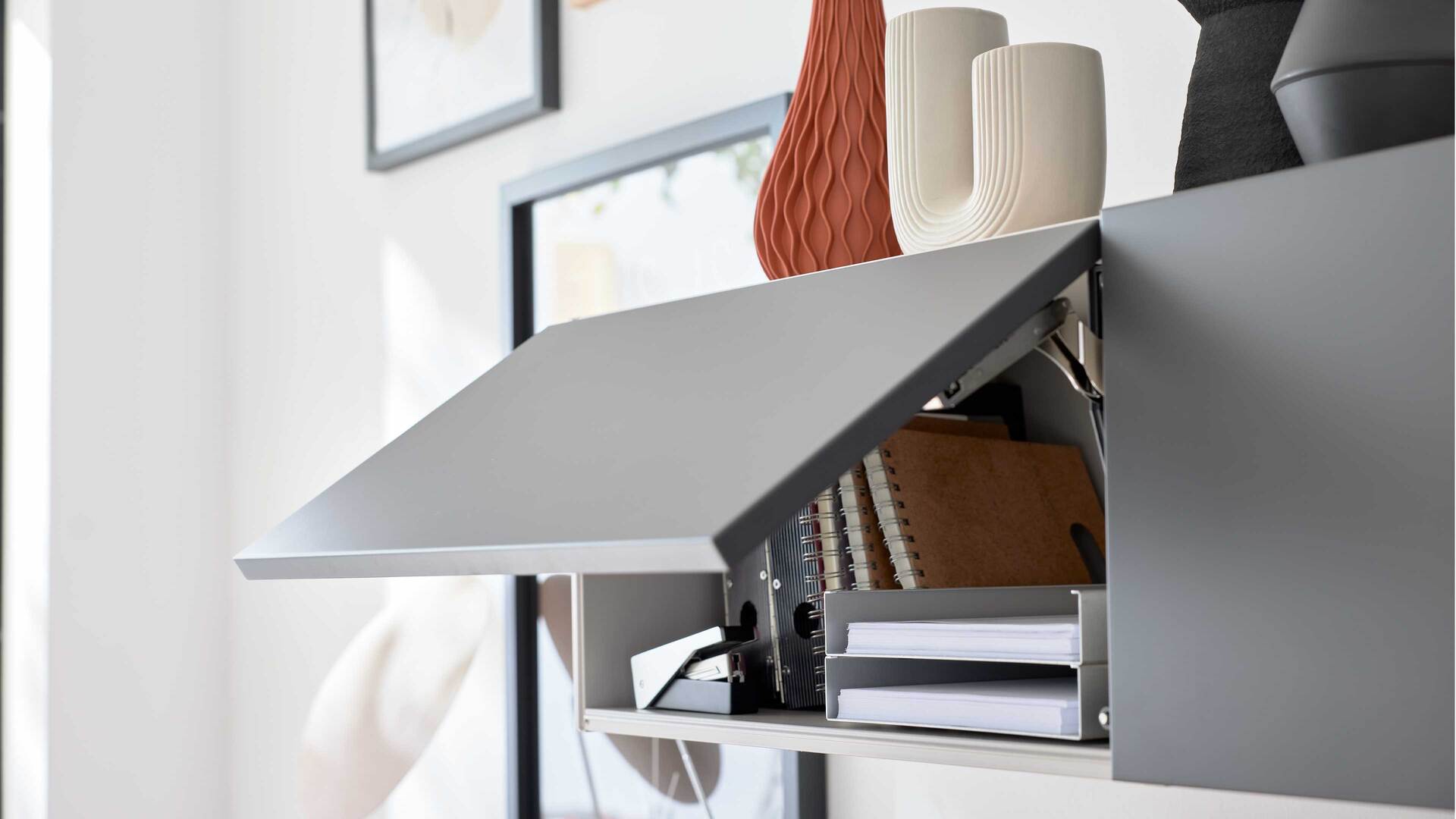 Interliving Küche Serie 3070 mit SIEMENS-Einbaugeräten