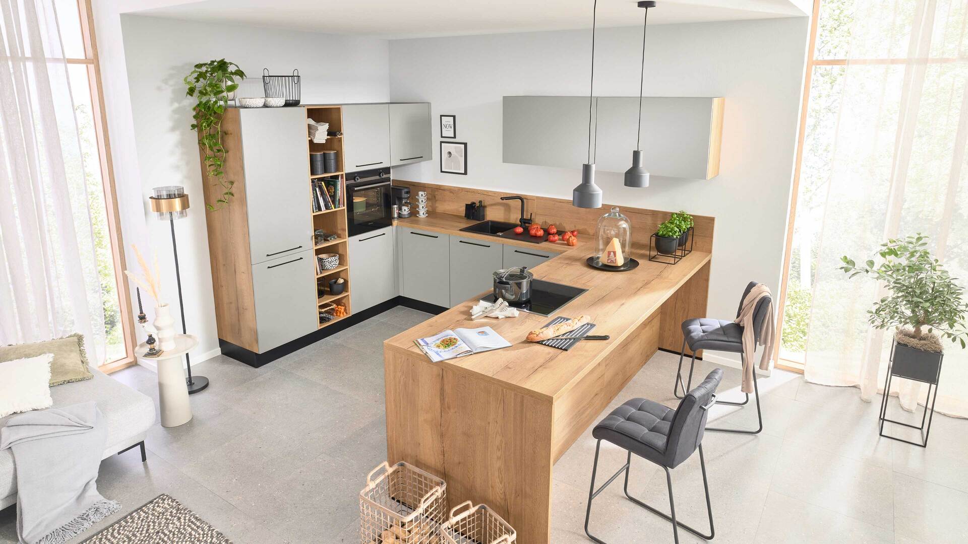 Interliving Küche Serie 3086 mit SIEMENS-Einbaugeräten
