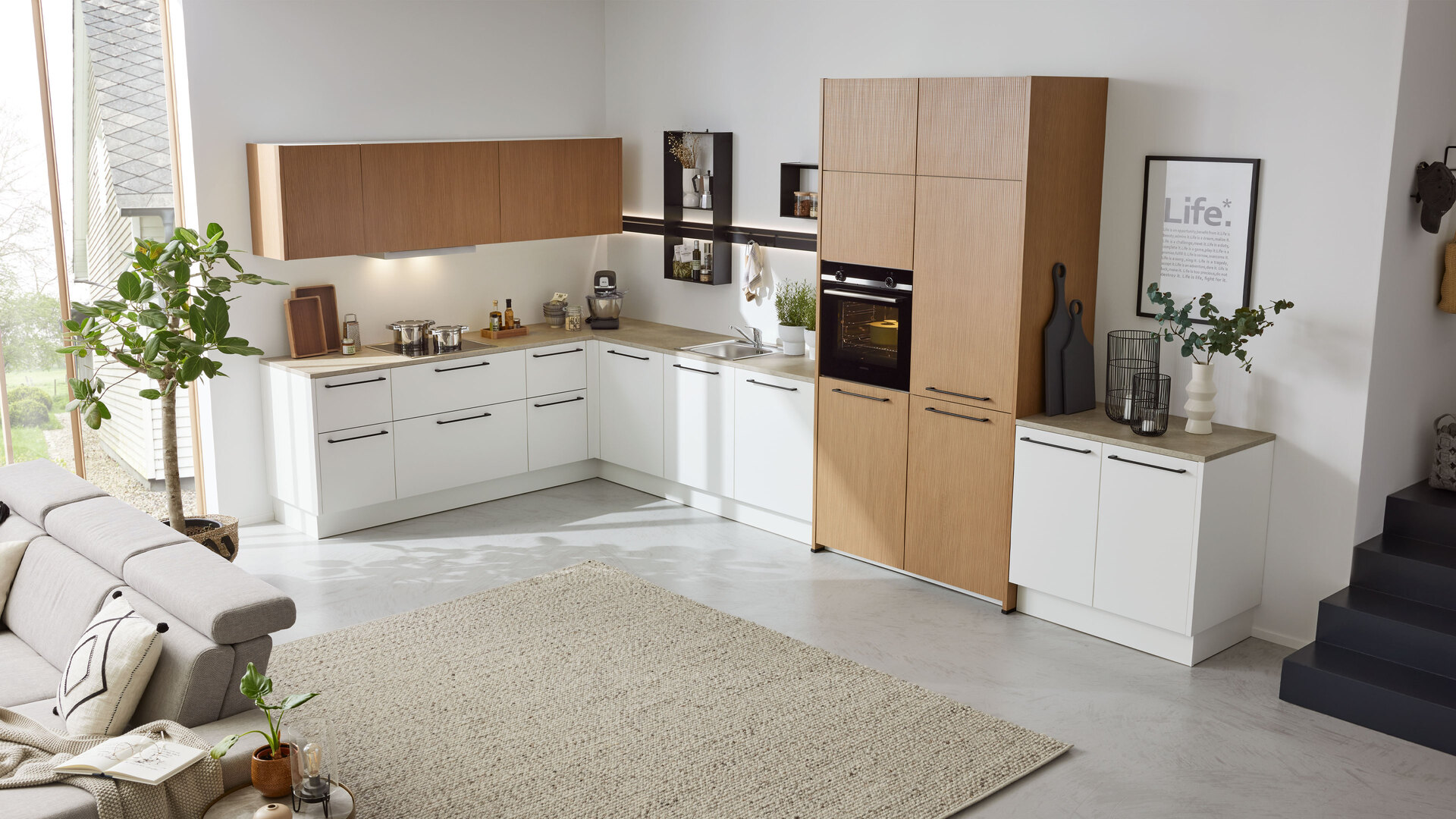 Interliving Küche Serie 3082 mit SIEMENS Einbaugeräten