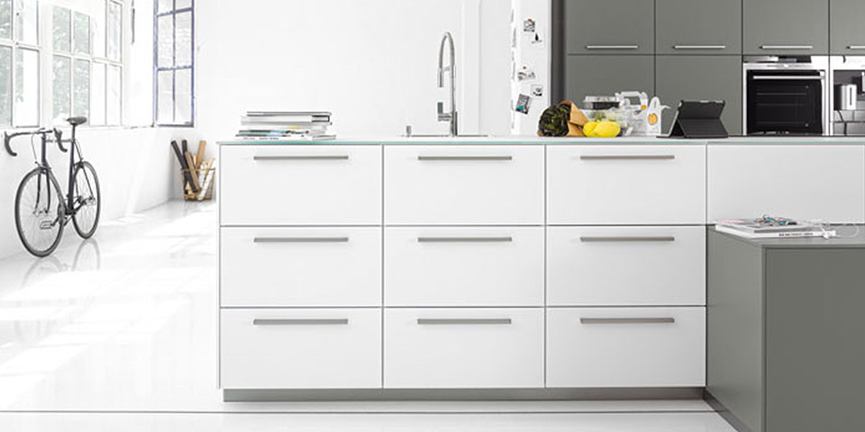 Küchengriffe als Eyecatcher • Interliving Rehmann • Küchen Velbert • Online Shop