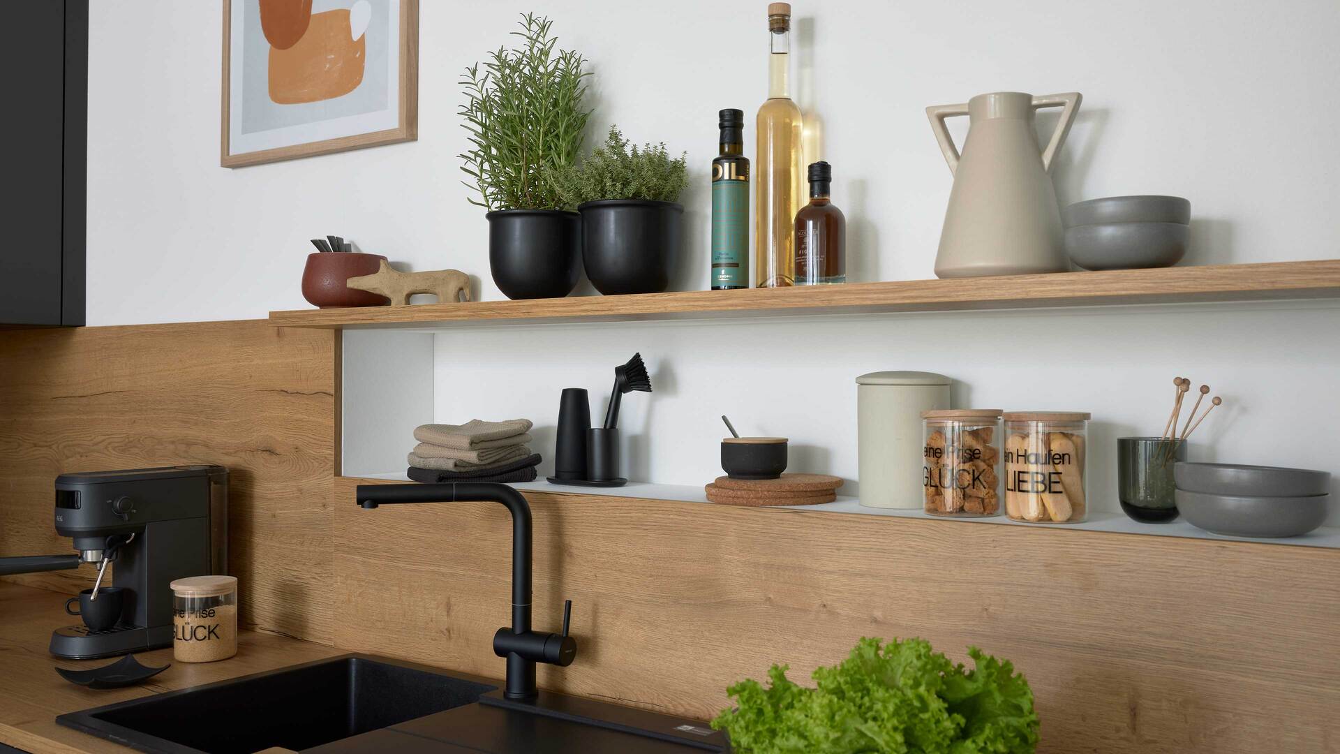 Interliving Küche Serie 3070 mit SIEMENS-Einbaugeräten