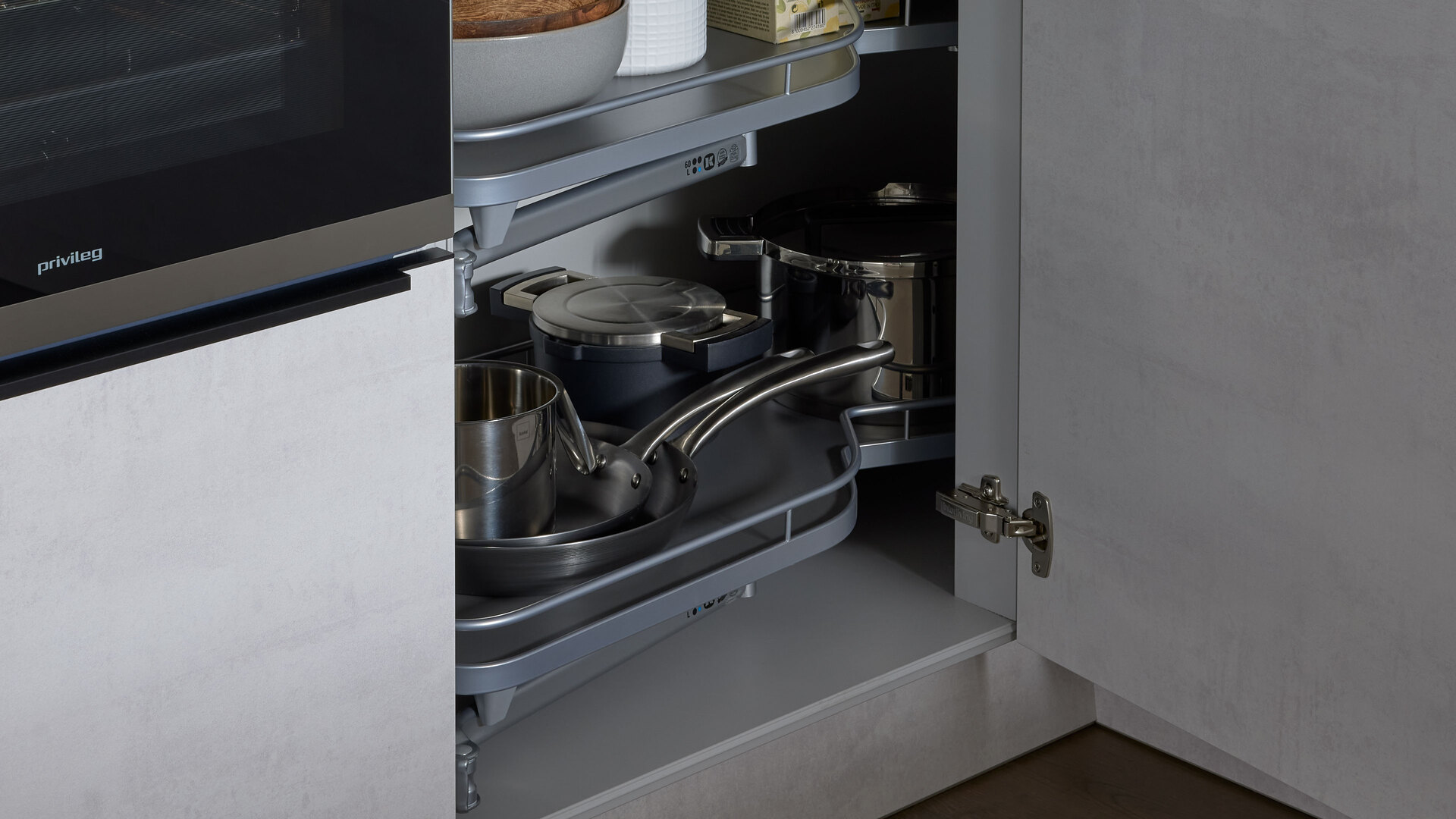 Interliving Küche Serie 3080 mit privileg Einbaugeräten