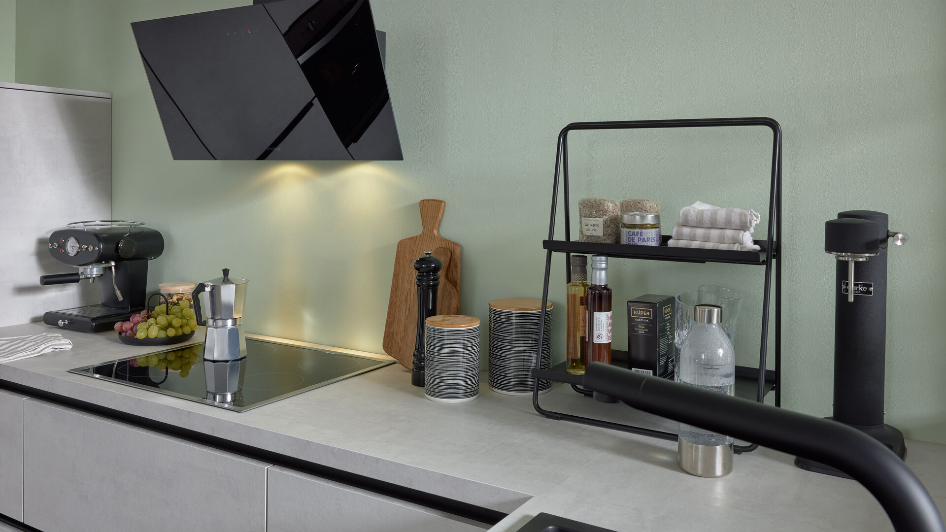 Interliving Küche Serie 3080 mit privileg Einbaugeräten